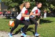 Bei den Mädchen A gewannen Silvana Gander (links) und Leonie Mathis Kollegi Stans. Bild: PD Blindtext Blind Blind Blindtext