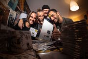 Dada Ante Portas mit dem Charts-Award.Bild: PD