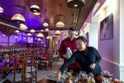 Die Gastgeber Jiayin und Lukas Achermann-Liu im China Restaurant Jialu National an der Haldenstrasse. (Bild: Nadia Schärli, Luzern, 21. November 2016)