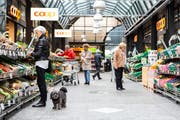 Längere Öffnungszeiten haben in Zug (im Bild die Neustadt-Passage) einen schweren Stand. Besonders kleinere Betriebe wehren sich, während Grossverteiler für eine Liberalisierung sind. (Bild: Patrick Hürlimann, Zug, 18. Oktober 2019)