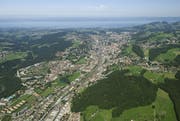 Hat die Agglomeration St.Gallen als Standort für Wirtschaft und für Arbeitsplätze Zukunft? Und was für Massnahmen sind dafür nötig? Diese letztlich hochpolitischen Fragen werden am 30. Oktober am öffentlichen Standortforum von Wirtschaft Region St.Gallen im Hotel Walhalla diskutiert. (Bild: PD)