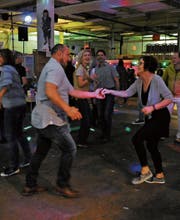 Tanzen zu Rock’n’Roll an der Oldies Disco: wie im dritten Frühling. (Bild: Michael Hug)
