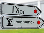 Der Luxusgüterkonzern LVMH mit Marken wie Dior und Louis Vuitton will auf dem US-Markt mit der Übernahme von Tiffany seine Position stärken. (Bild: KEYSTONE/LAURENT GILLIERON)