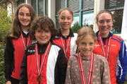 Sie holten die Medaillen für die OLG Nidwalden und Obwalden (von links): Hanna Gathercole, Aidan McKenna, Leonie Mathis, Enja Weber und Aline Mathis.Bild: pd