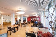 Blick ins vor einem Jahr renovierte Restaurant des Alterszentrums. (Bild: Donato Caspari)