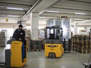 Die deutsche Exportindustrie ist etwas weniger pessimistisch als auch schon. (Bild: KEYSTONE/GIAN EHRENZELLER)