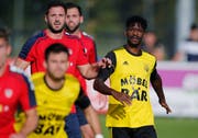 Jessy Nimi (rechts, neben dem früheren Chamer Teamkollegen Reto Scherrer) spielte auffällig. (Bild: Stefan Kaiser, Cham, 27. Oktober 2019)