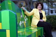 2010: Vreni Kauth hat für das Tertianum Friedau in Frauenfeld Parkbänke designt. (Bild: Susann Basler)