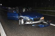 Das Auto des 37-Jährigen wurde stark beschädigt. (Bild: Kapo)