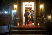 Verkleidete Kinder ziehen an Halloween von Tür zu Tür. Doch Jugendliche verursachen in der Nacht auf den 1. November immer wieder Sachschäden. (Bild: Benjamin Manser)