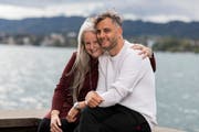 Beeindruckt vom Mut seiner Mutter: Simon und Beatrix Smit. (Bild: Severin Bigler)