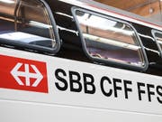 Züge zwischen Zürich und Genf wurden am Mittwochmorgen über Biel umgeleitet. (Bild: KEYSTONE/ADRIEN PERRITAZ)