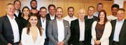Die Kantonsratskandidaten der CVP Rheintal (von links): Jürg Dietsche, Alex Arnold, Alexandra Zoller, Majlinda Sulejmani, Fabian Hutter, Andreas Broger, Patrick Dürr, Sandro Hess, Peter Grüninger, Georg Bucher, Harald Herrsche, Peter Dobler, Sabine Kluser, Elias Zoller und Michael Schöbi. Auf dem Bild fehlt Edona Zeciri. (Bild: mp)