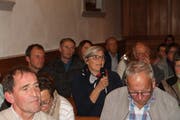 Die Kirchenbürgerinnen und -bürger bringen am «Bistro-Abend» Ideen zur Aktivierung des Gemeindelebens ein. (Bild: Peter Küpfer)