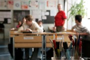 Im März hatten sich bereits in der Primar- und Oberstufenschule Engelwies Schüler sowie Lehrer mit einer bakteriellen Hautinfektion infiziert. (Symbolbild: Trix Niederau)