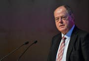 Machte die Redewendung berühmt: Peer Steinbrück antwortete auf hypothetische Fragen gerne mit: «Hätte, hätte – Fahrradkette». (Bild: Keystone)