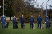 Von links: Erich Schäfer, Alexandra Zimmermann, Marcel Jann, Thomas Scheidegger, Philip Gabriel, Marion Laub. (Bild: Zuger Polizei)