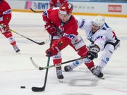 Andri Spiller stürmt in den nächsten knapp drei Monaten für den SC Bern (Bild: KEYSTONE/MELANIE DUCHENE)
