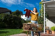 Julia Kreienbühl führt ein eigenes Label für Kinderkleider aus Bio-Baumwolle. (Bild: Dominik Wunderli, Sursee, 1. Oktober 2019)