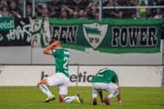 St.Galler Spieler nach dem Cupout in Winterthur. (Bild: Andy Müller/Freshfocus)
