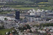 Im schnell wachsenden Kanton Zug zählt auch die Zuwanderung zu den grossen politischen Herausforderungen. (Bild: Stefan Kaiser, Zug, 10. Mai 2019)