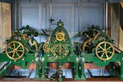Das Uhrwerk der neuen, mechanischen Turmuhr ist knapp 400 Kilogramm schwer. (Bild: Raphael Rohner)