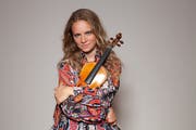 Perfekter gehts nicht: Geigenstar Julia Fischer spielte Brahms' Violinkonzert