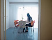 In der Herberge für Frauen in Zug (Bild) finden von Gewalt betroffene Frauen vorübergehend Schutz.Bild: Maria Schmid (24. September 2019)