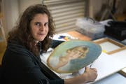 Sara Allemann arbeitet in ihrem Traumjob. (Bilder: Michel Canonica)