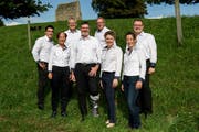 Der Gemeinderat Kradolf-Schönenberg in der Legislaturperiode 2019–2023: Dominik Bosshart, Ursula Kessler, Gemeindepräsident Heinz Keller, Max Staub, Hans Stark, Andrea Müller-Richner und Andrea Zuberbühler sowie Gemeindeschreiber Jörg Fässler. (Bild: PD)