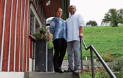 Ramona Eigenmann und Gino Kobi wirten seit fünf Jahren im Restaurant Landhaus in Rheineck. (Bild: Sheila Eggmann)