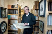 Franz Xaver Isenring im Archiv der Bürgergemeinde Weinfelden. (Bild: Andrea Stalder)