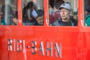 Besuchen zu viele Personen die Rigi? Für das Petitionskomitee «Rigi: 800'000 sind genug» ist der Fall klar. (Bild: Boris Bürgisser, Vitznau, 27. Septmber 2019)