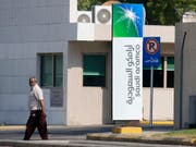 Der Erdölkonzern Saudi Aramco hat weitere Angaben zu seinem geplanten Börsengang gemacht. (Bild: KEYSTONE/AP/AMR NABIL)