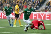 Der Mann der Startviertelstunde: Boris Babic dreht nach dem 1:0 jubelnd ab. (Bild: Keystone)