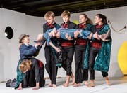 Die Theatergruppe 14plus überzeugte mit ihrer schauspielerischen Leistung. (Bild: Patrick Hürlimann, Zug, 8. November 2019)