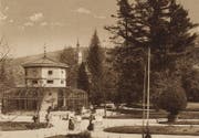 Die Voliere im St.Galler Stadtpark, gezeigt auf einer Aufnahme aus dem Stadtarchiv der Ortsbürgergemeinde St.Gallen. (Bild: PD)