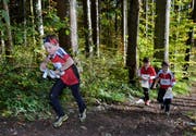 Junge Athleten starten auf der Dietschwiler Höchi in der Team-Wertung.