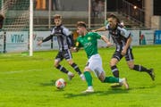 Auch in Überzahl gelang es den Brühlern am Samstag nicht, in der zweiten Halbzeit gegen die Black Stars im Paul-Grüninger-Stadion etwas Zählbares herauszuholen. Die Basler gewannen schliesslich mit viel Glück 1:2. (Bild: SC Brühl - 2. November 2019)
