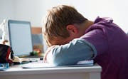 Die Schulsozialarbeit hilft Schülern und Lehrern weiter, wenn sie an ihre Grenzen kommen.Bild: Fotolia