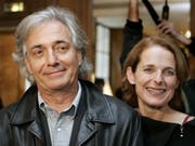 Jean-Paul Dubois (mit unbekannter Frau, Archivbild aus dem Jahr 2003). (Bild: KEYSTONE/AP/FRANCOIS MORI)