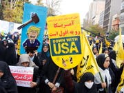 Alle Jahre wieder: Protest gegen den «Satan» vor der US-Botschaft in Teheran. (Bild: KEYSTONE/EPA/ABEDIN TAHERKENAREH)