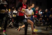 Kinder und Jugendliche bis und mit der Kategorie U16 rennen am Gossauer Weihnachtslauf gratis mit. (Bild: Benjamin Manser - 1. Dezember 2018)