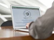 Die Regierung in Moskau plant die Bereitstellung von umgerechnet 24 Millionen Euro für die Schaffung ihrer eigenen Wikipedia-Version. (Bild: KEYSTONE/CHRISTIAN BEUTLER)