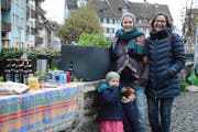 Isabelle Rey und Doris Reifler, die Initiantinnen des Projekts, vor der Stadtmauer beim Grubplatz. (Bild: Georg Stelzner)