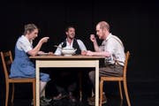 Die Theatergruppe «Das Klima» spielt im Theater 111 das Stück «Unter Null». Grössere Produktionen sind im ehemaligen Saal des Kinok an der Grossackerstrasse nicht möglich. (Bild: Ralph Ribi -30. August 2017)
