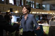 Grünen-Präsidentin Regula Rytz fordert eine der jahrzehntealten Praxis der vorzeitigen Rücktritte. (KEYSTONE/Peter Klaunzer)