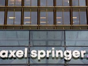 Schlechtere Zahlen im wichtigen Internetgeschäft und Kosten für den Konzernumbau drücken beim «Bild»-Herausgeber Axel Springer auf Umsatz und Gewinn. (Bild: KEYSTONE/EPA/ADAM BERRY)