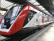 Der SBB-Pannenzug FV-Dosto soll nach Angaben von Bombardier inzwischen verlässlicher und komfortabler sein. (Bild: KEYSTONE/WALTER BIERI)