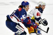 Nächste Saison Teamkollegen: Morant (rechts) wechselt zu den ZSC Lions und Roman Wick. (Bild: Keystone)